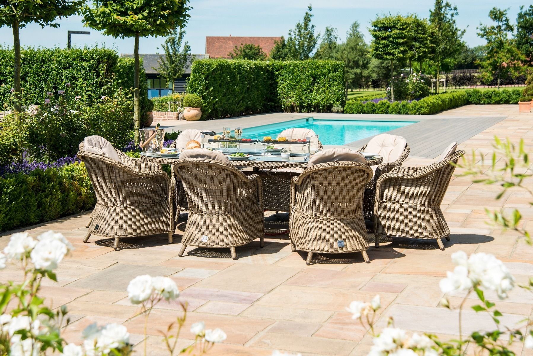 Maze Rattan Winchester 8 Seat Oval Fire Pit Dining Set ...