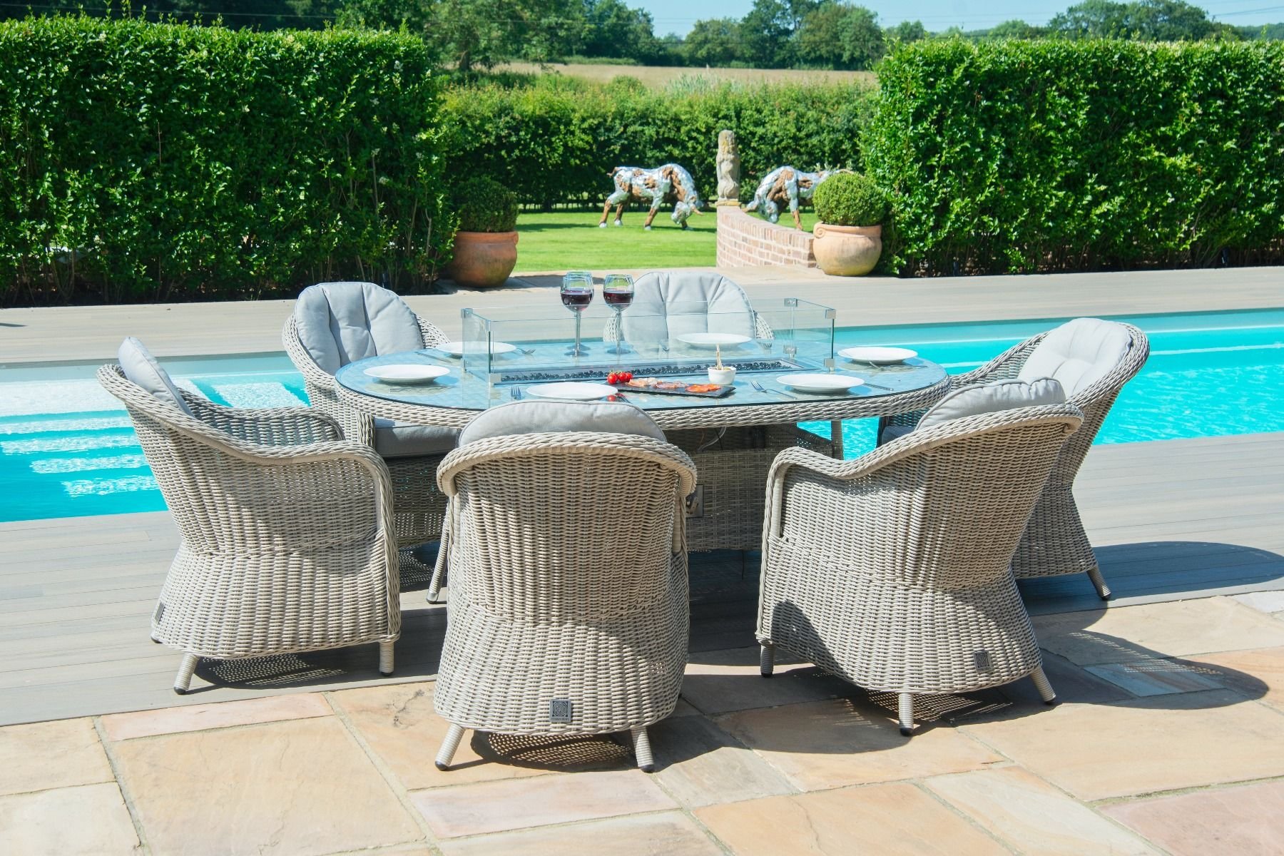 Maze Rattan Oxford 6 Seat Oval Fire Pit Dining Set With Heritage