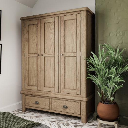 Haxby Oak Bedroom 3 Door Wardrobe | The Clearance Zone