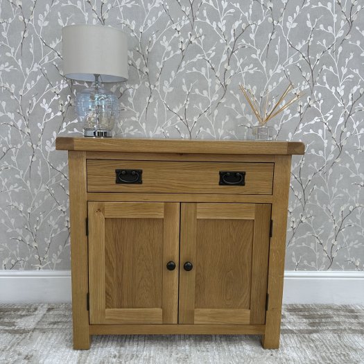 Classic Oakmont Dining & Occasional Small 2 Door 1 Drawer Sideboard